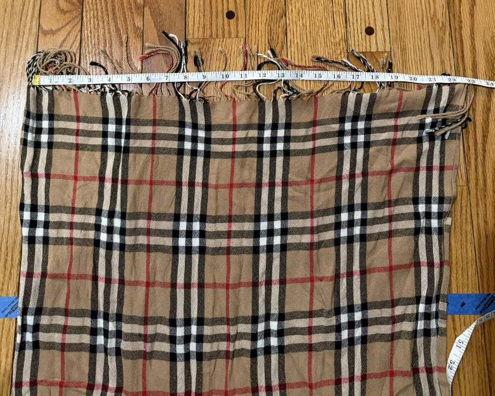 Burberry London Nova Check Plaid Lightweight Oversized Scarf Wrap 23x66 Fringe - Picture 5 of 12